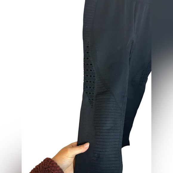 Gymshark Energy Black Seamless Leggings - Picture 4 of 4